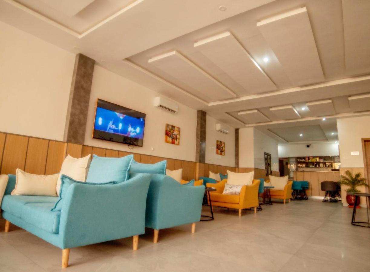 Urban Hotel Nouakchott Buitenkant foto